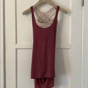 Sports bra tie back tank top